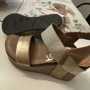 Bushnell gold OTBT wedges! Never worn 8